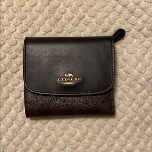 Women’s Coach wallet